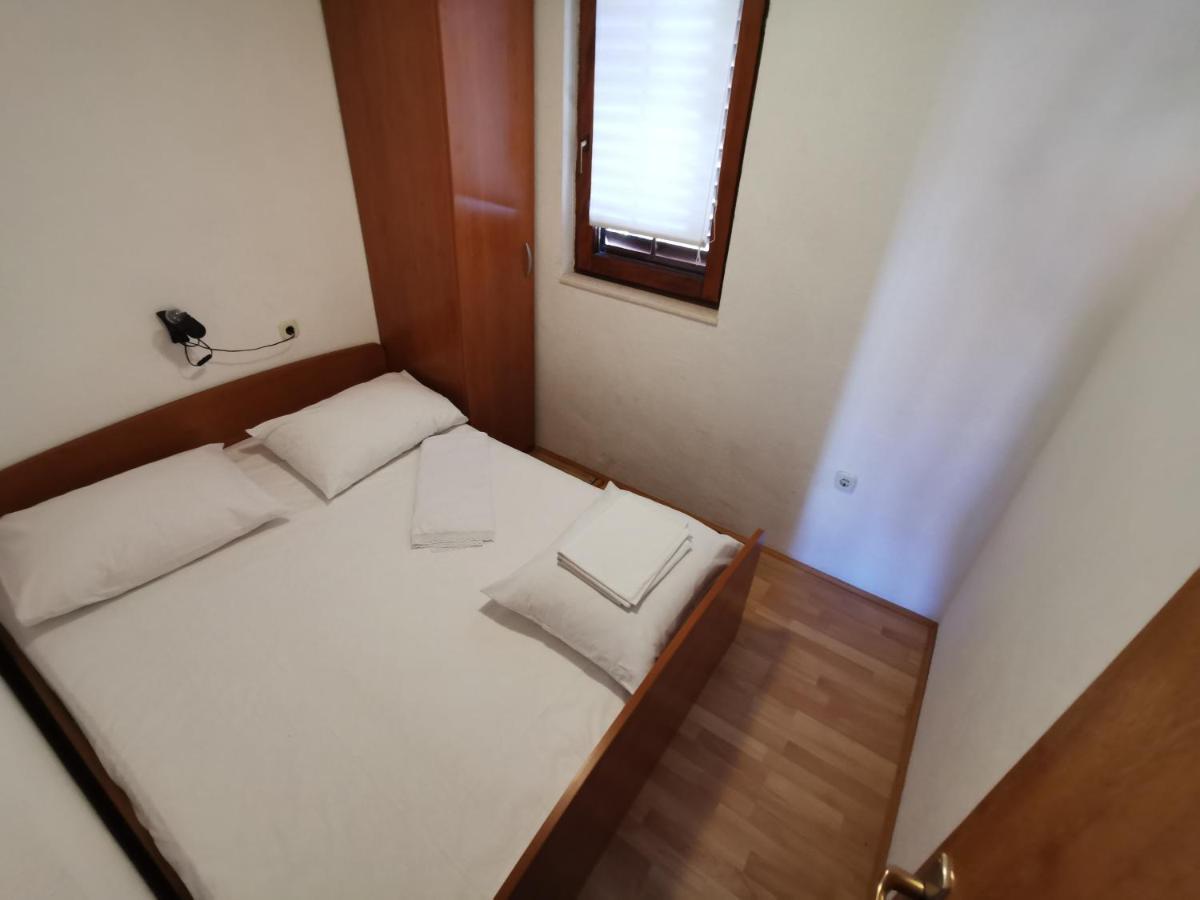 Bugenvila Rogoznica (Sibenik-Knin)