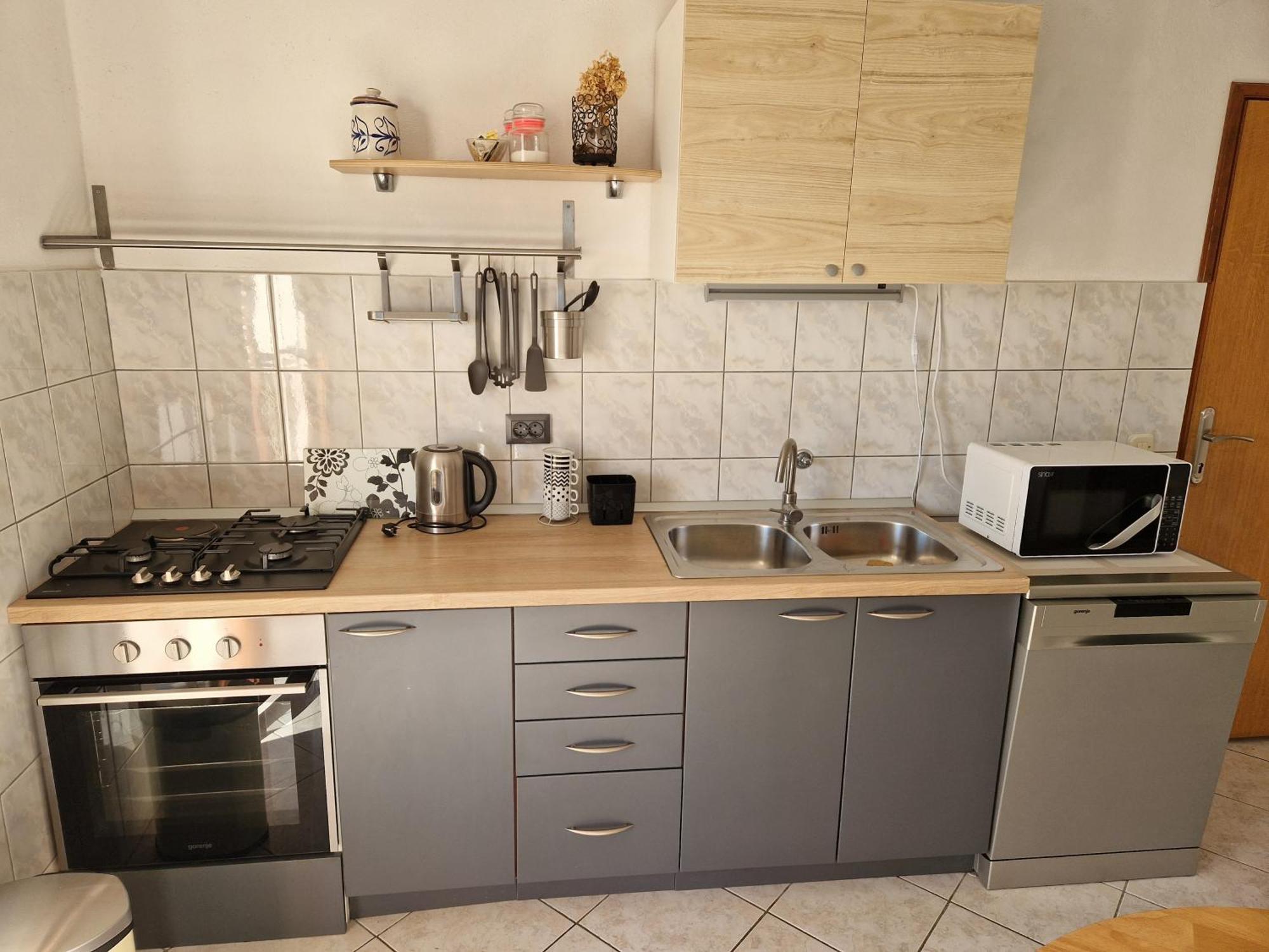 Bugenvila Rogoznica (Sibenik-Knin)
